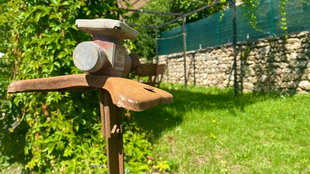 La Joannassiene, Maison Ardechoise De Caractere Exterior foto